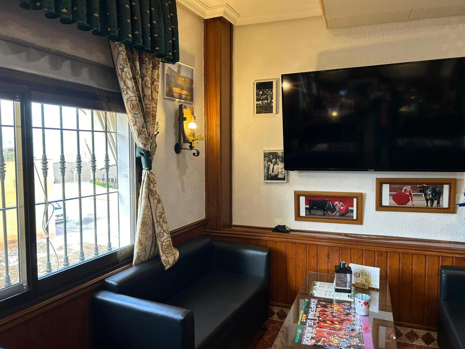 Hostal Restaurante La Noria Arquillos Экстерьер фото