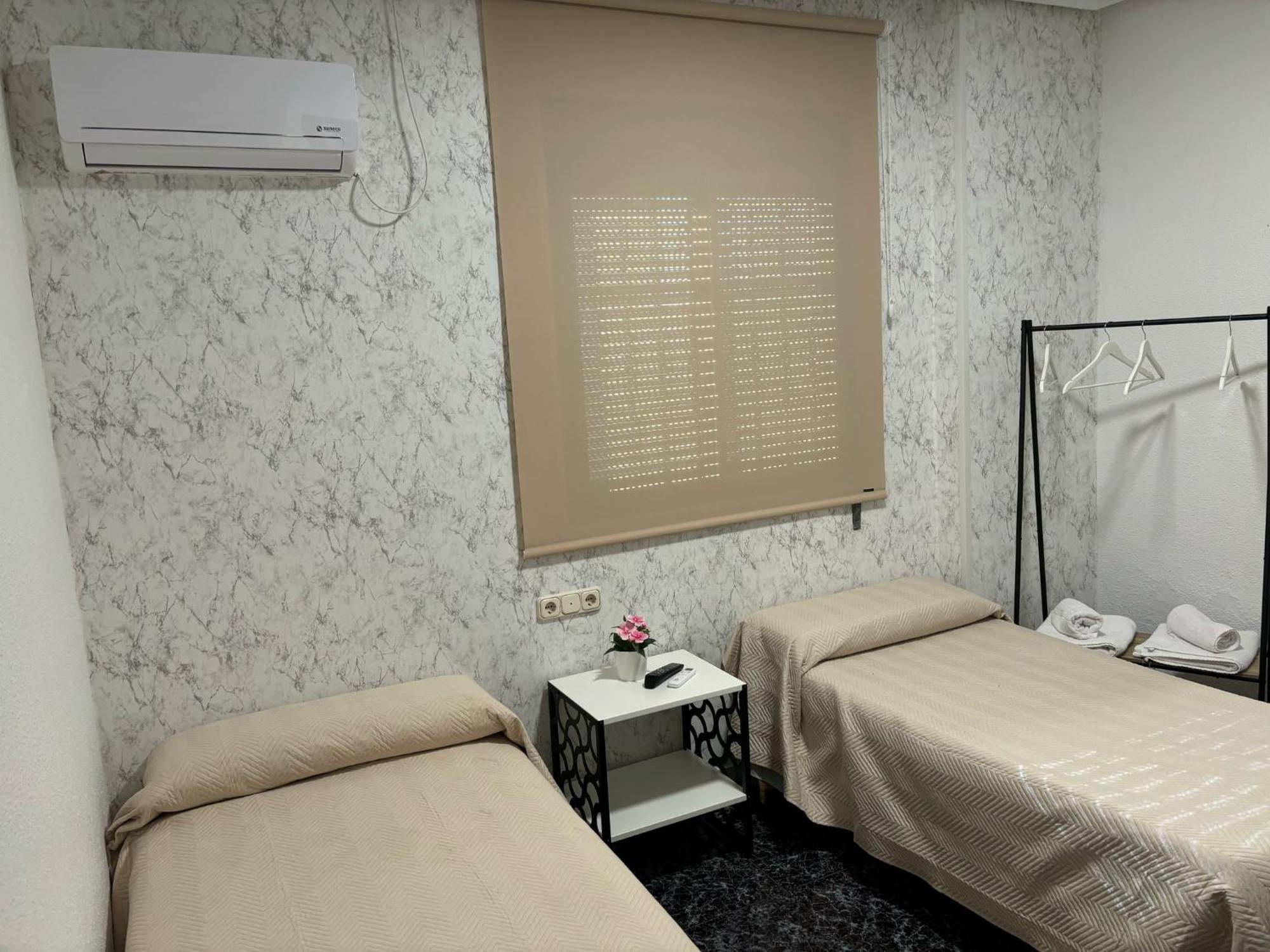 Hostal Restaurante La Noria Arquillos Экстерьер фото